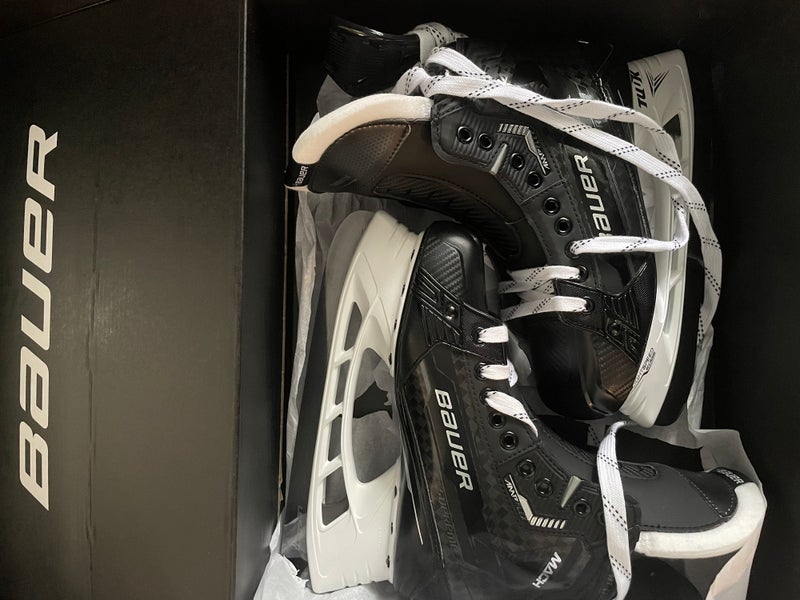 New Bauer Wide Width Pro Stock Size 7.5 Supreme Mach Hockey Skates