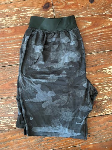 Men's Lululemon Shorts