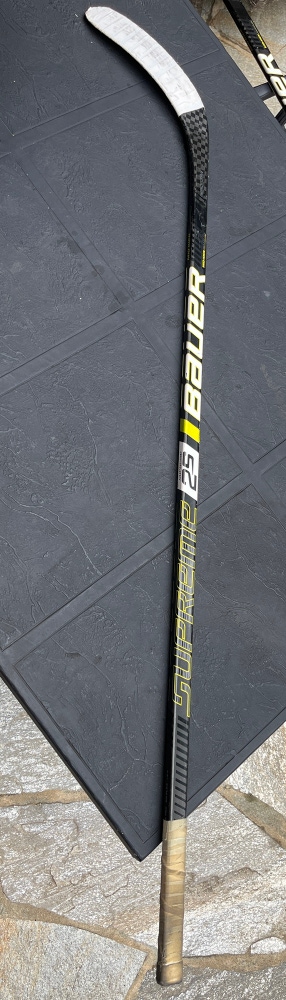 Bauer Supreme 2S Hockey Stick Right Handed P88 50 Flex
