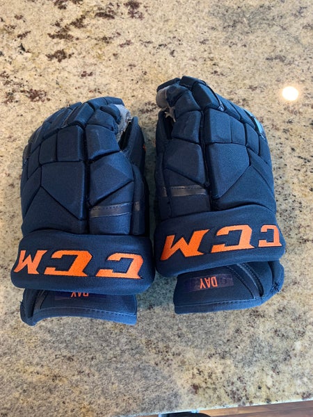 CCM HG12 Navy Gloves 15”