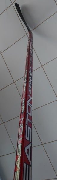 Easton Synergy ST Super Tough Sakic 100 P3 LH Composite Hockey Stick - Mid  Curve