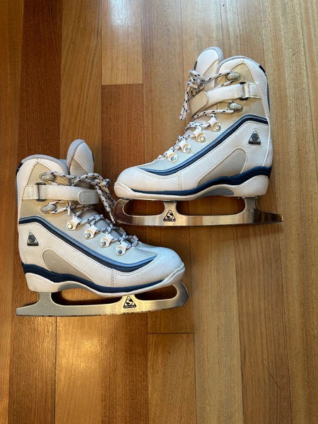 Jackson Ultima Softec Figure Skates