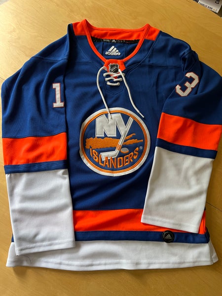 NHL Youth New York Islanders Mathew Barzal #13 Royal Long Sleeve Player  Shirt