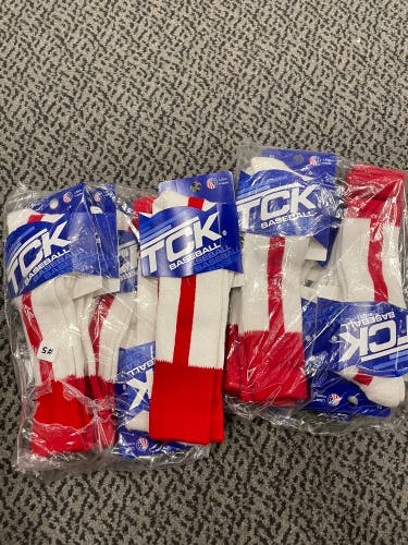 12-Pack TCK White/Red Stirup X-small socks (youth size 8-12)