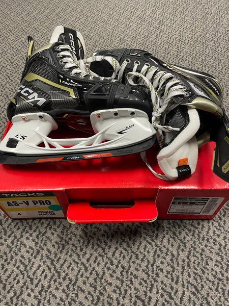 CCM AS-V Pro Size 4 Regular Width skates