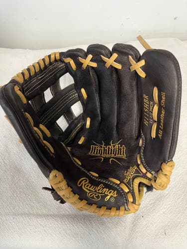 Used Rawlings Highlight Series Right-Hand Throw Infield Baseball Glove (11.5")