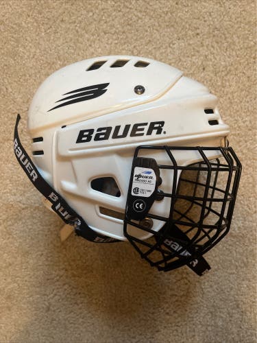 Bauer HH1000XS Ice hockey Black Helmet with FM2000 Face Mask Size Xtra Small