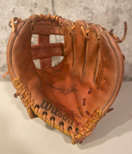 Wilson A2260 Autograph Model RHT Baseball Glove vintage Tommy John