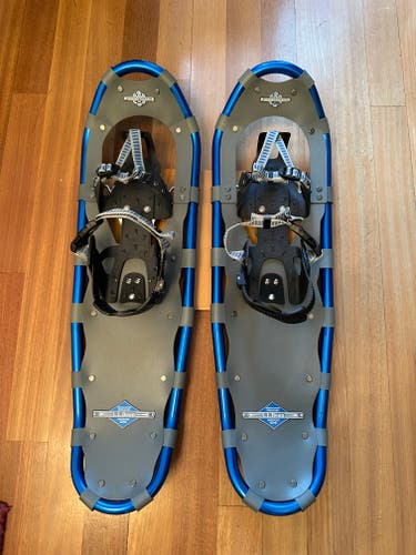 Never Used LL Bean Winter Walker Snowshoes 30"