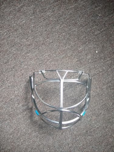 CCM Axis N/C Cat Eye Cage M/L