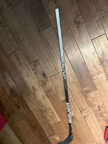 Intermediate Right Handed P92  Vapor Hyperlite Hockey Stick