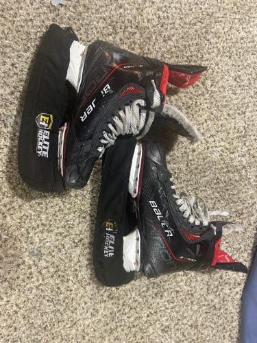BAUER VAPOR 3X PRO SKATES SIZE 7 - used like new
