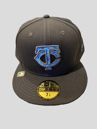 MLB 2022 Fathers Day Blue Minnesota Twins 59Fifty New Era Size 7 7/8 Hat * NEW / NWT