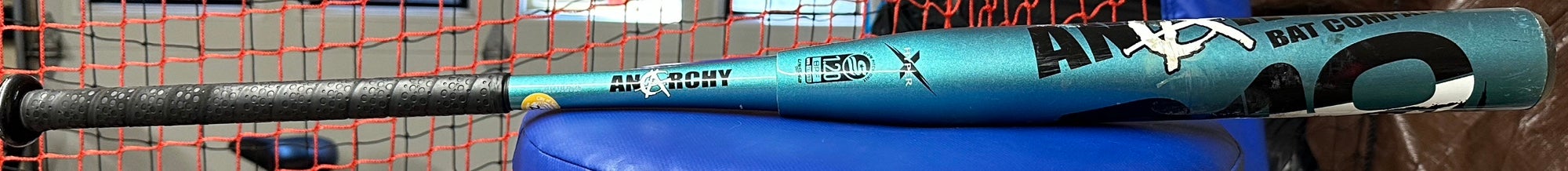Batte De Slowpitch Anarchy Night Prowler 2021 – 26 Oz – USSSA – Neuve Sous Emballage