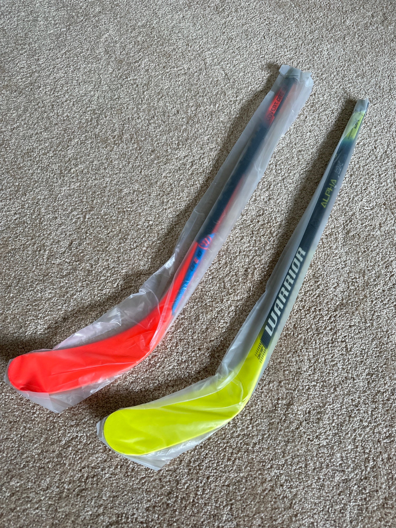 Bauer and Warrior Hockey Sticks - Roller Auctions