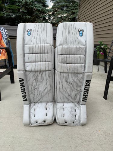 34" Vaughn Velocity VE8 Pro Carbon Goalie Leg Pads
