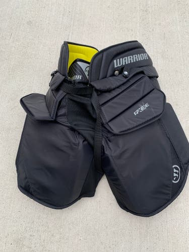 New Warrior X3 E ice hockey goalie pants senior sr size XL black goal pant RX3PE