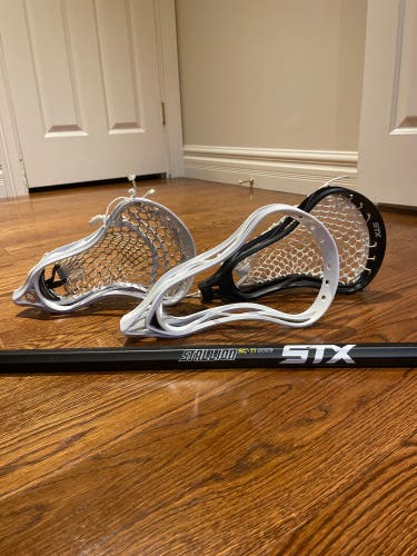 Bundle of lacrosse heads and shaft