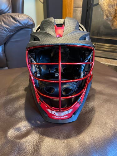 New Black Carbon Cascade S Helmet