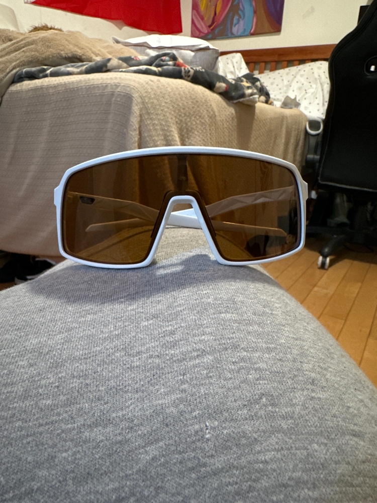 New Medium Oakley Sutro Sunglasses