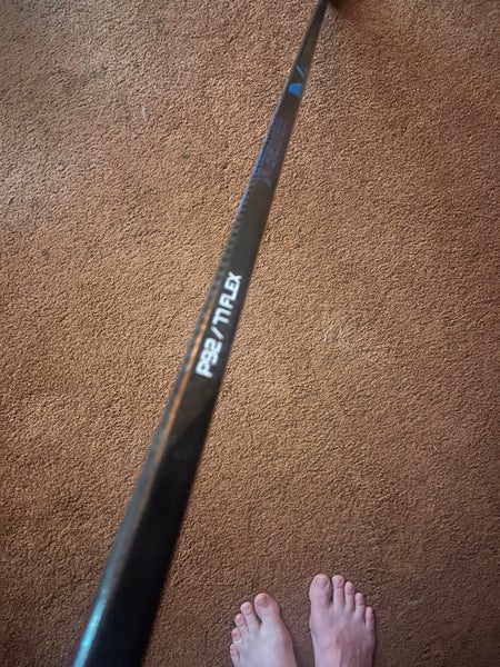 Easton Stealth 888 P5 Jr Getzlaf L4.5 Hockey Stick - Left Handed :  : Sports & Outdoors