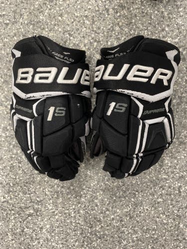 Bauer 13"  Supreme 1S Gloves
