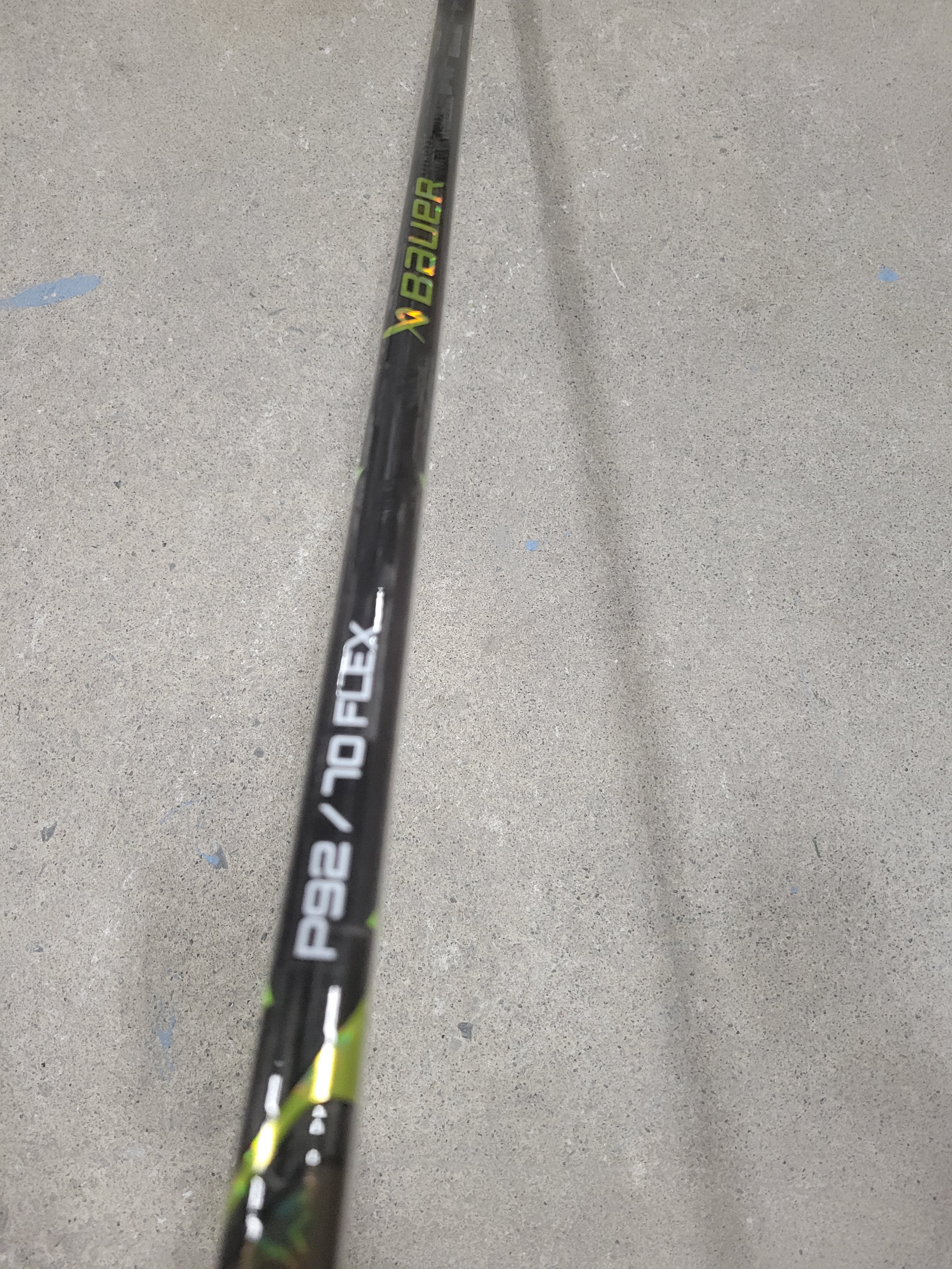 New Senior Bauer Right Handed Ag5nt Hockey Stick P92 70 flex