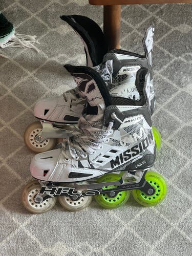 Used Mission Wide Width Size 6 Inhaler WM03 Inline Skates