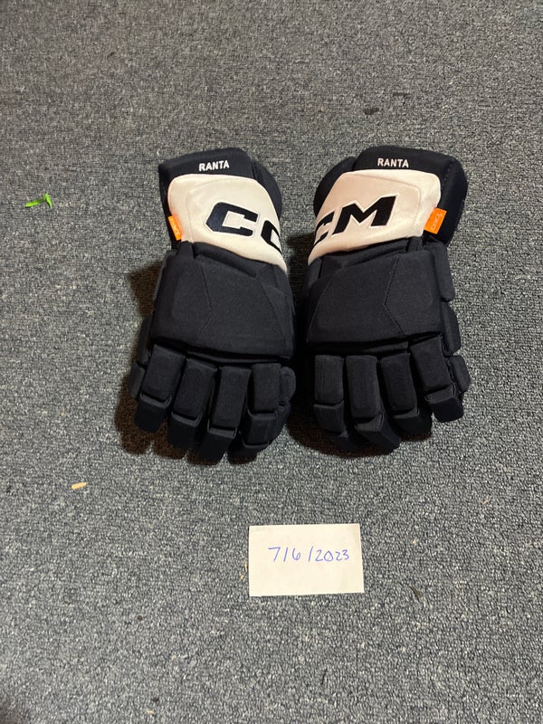 Game Used Navy (WC) CCM HGPJSPP Pro Stock Gloves Colorado Avalanche Ranta 14”