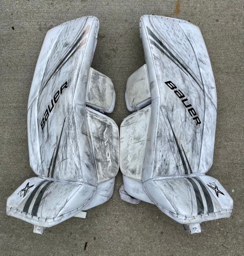 Bauer Vapor Senior Medium Goalie Leg Pads White
