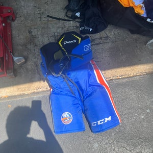 Senior Large CCM Pro Stock Tacks Hockey Pants