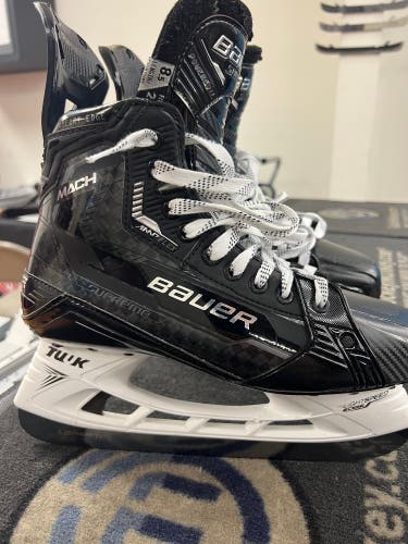 Used Bauer Size 8.5 Supreme Mach Hockey Skates