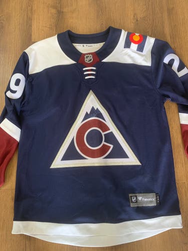 Colorado Avalanche Nathan Mackinnon Alternate Jersey