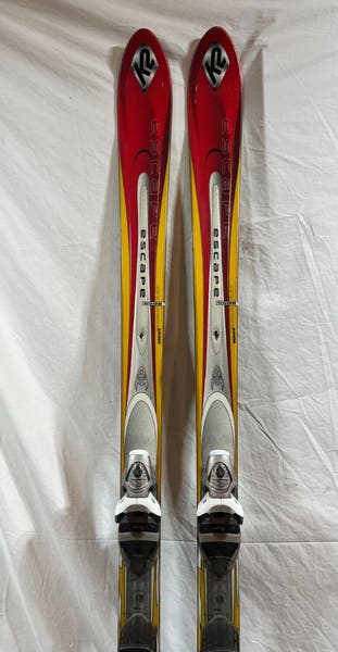 k2 escape jr skis Blur 2026  Aspect while its low rocker profile with a gradual rise makes it easy to handle. K2 Juvy JR Twintip Kids