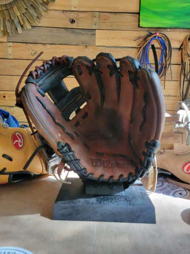 Wilson A2000 1788 11.25"