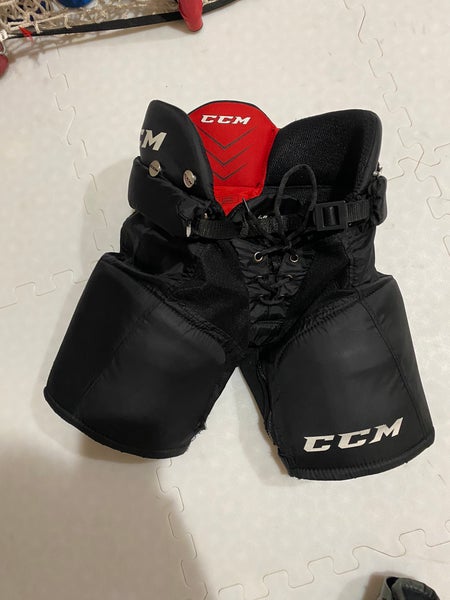 CCM QLT youth hockey pants