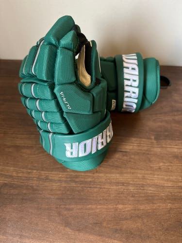 Warrior 14" Franchise Gloves