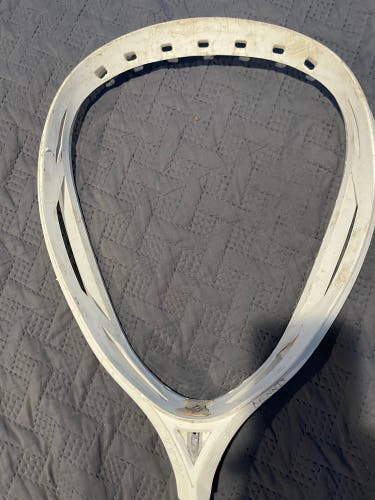 Used Unstrung Nemesis Lyte Goalie Head