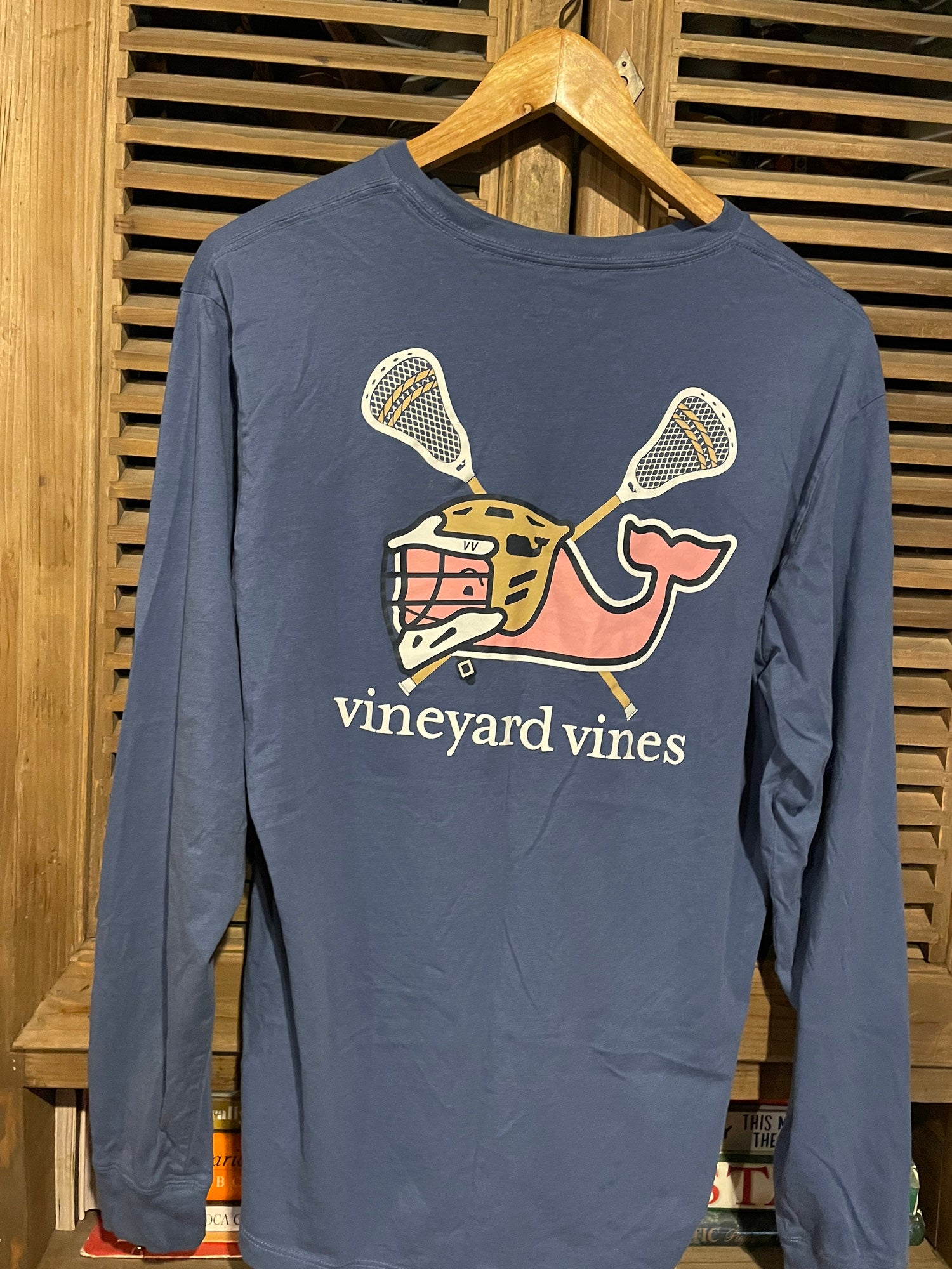 Men's Medium Lacrosse Vineyard Vines T Shirt