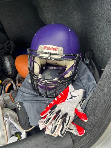 Used Medium Riddell Speed Helmet (with free used Jordan gloves)