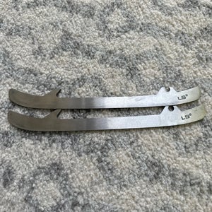 New Bauer Tuuk LS2 Blades 238 mm