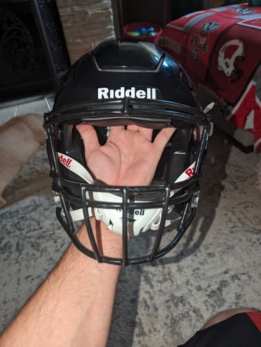 Adult Medium Riddell SpeedFlex Helmet
