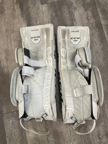 Used Ccm E4.5 28" Plus 1" Goalie Leg Pads