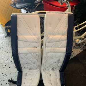 35" CCM Pro Stock Eflex 5 Goalie Leg Pads