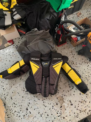 New XL Bauer Pro Stock Supreme UltraSonic Goalie Chest Protector