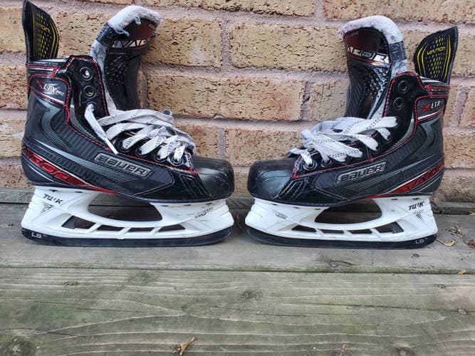 Youth Used Bauer Vapor X LTX Pro Hockey Skates Regular Width Size 3.5