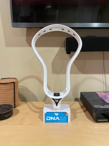 New Defense Unstrung DNA 2.0 Head