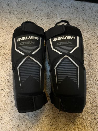 Senior Bauer GSX Knee guards pads