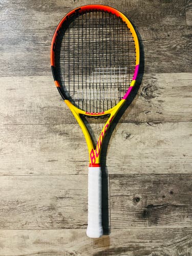 Babolat Boost Aero Rafa Nadal Tennis Racquet 4.5” With Case
