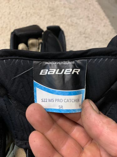 Bauer blocker/glove combo